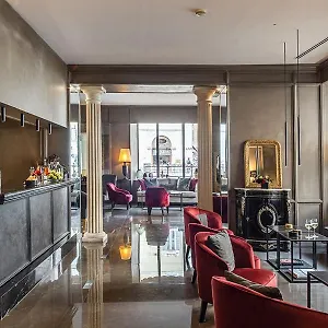 Colonna Palace 4*, רומא איטליה