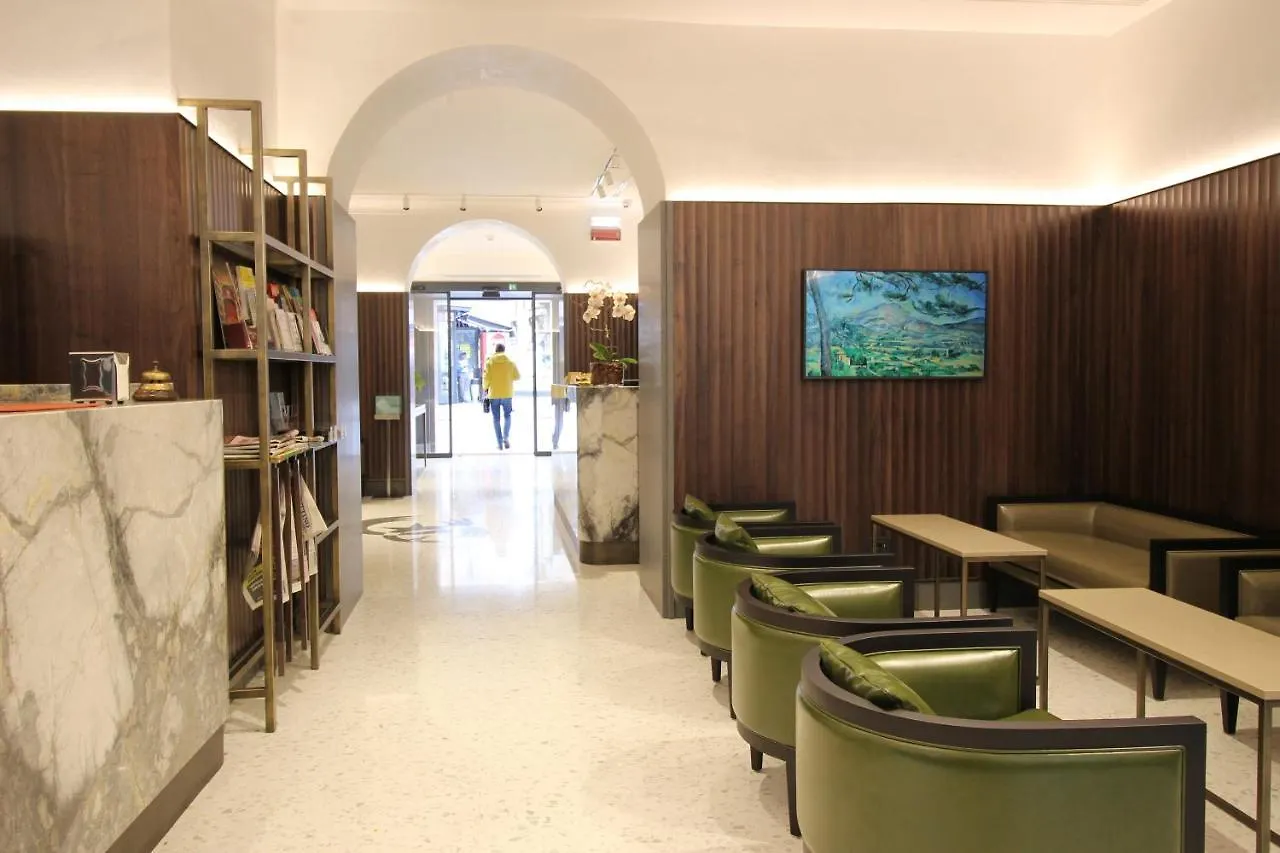 Hotel Fenice Милан