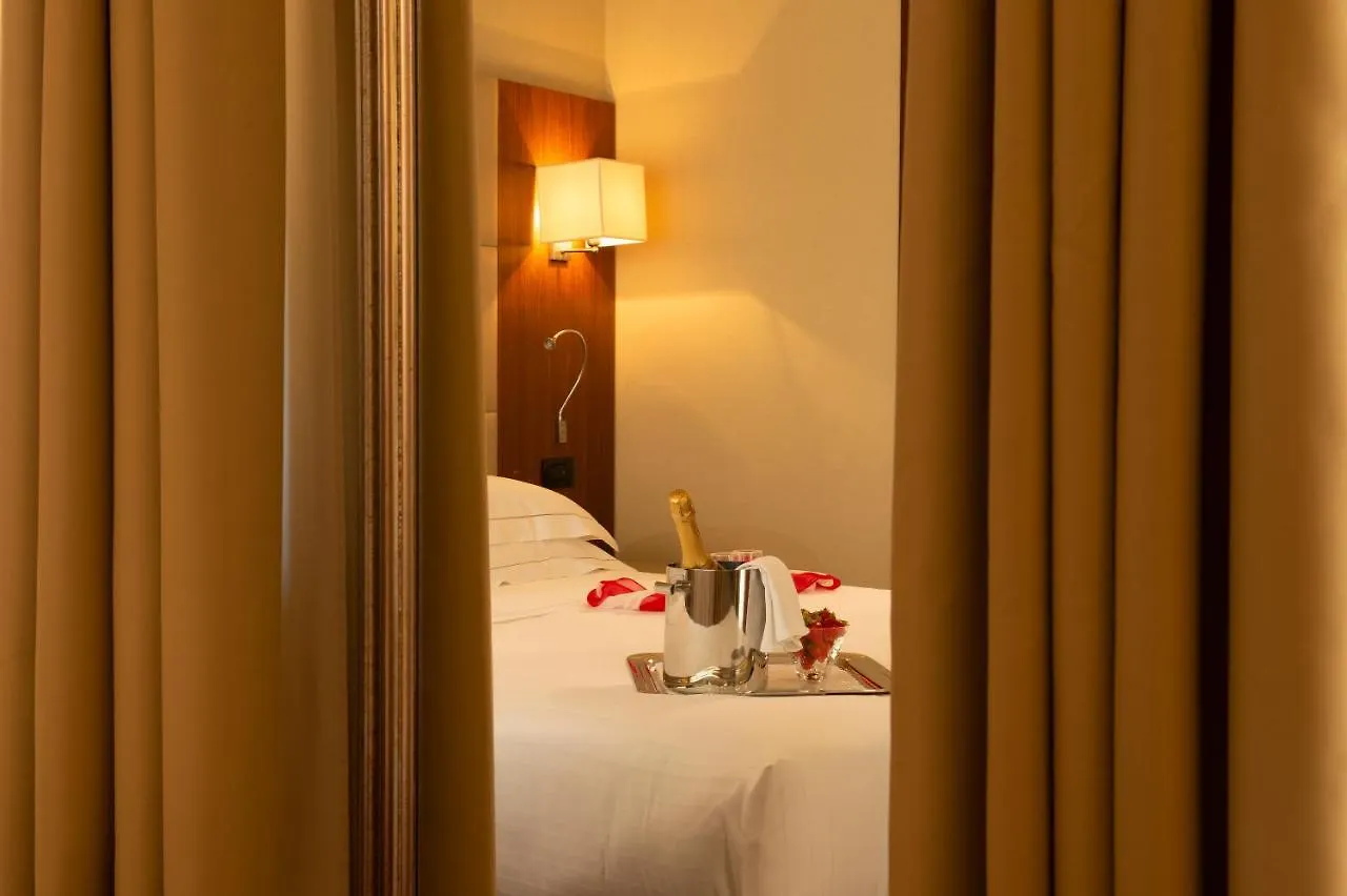Hotel Fenice Милан