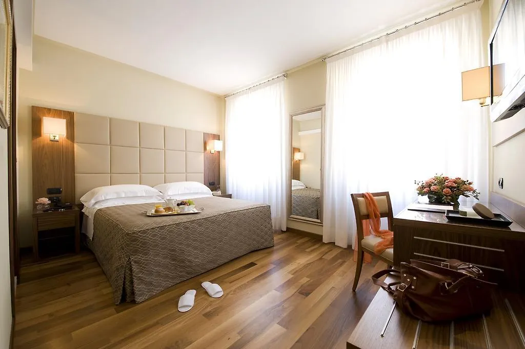 Hotel Fenice Милан