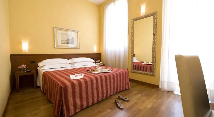 Hotel Fenice Милан