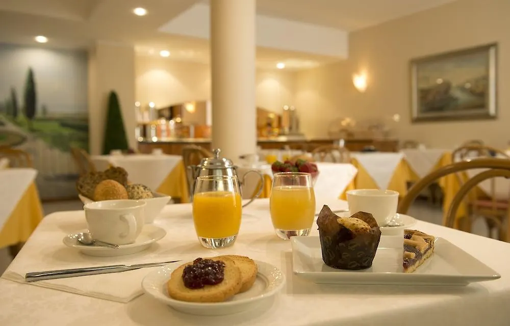 Hotel Fenice Милан