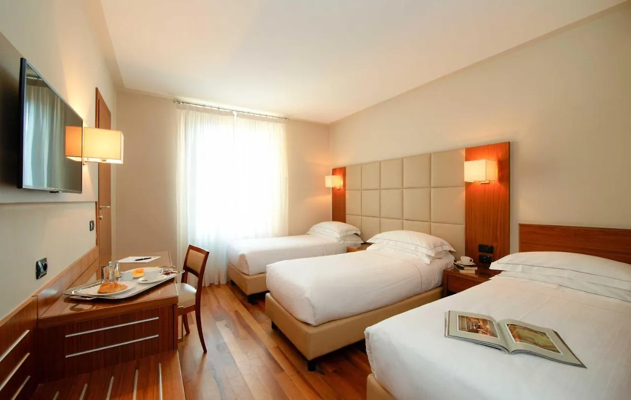 Hotel Fenice Милан