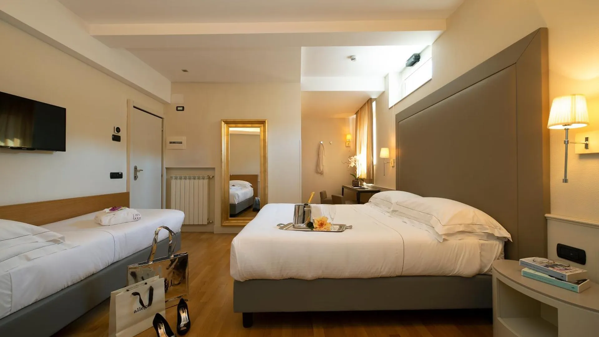 Hotel Fenice Милан Италия