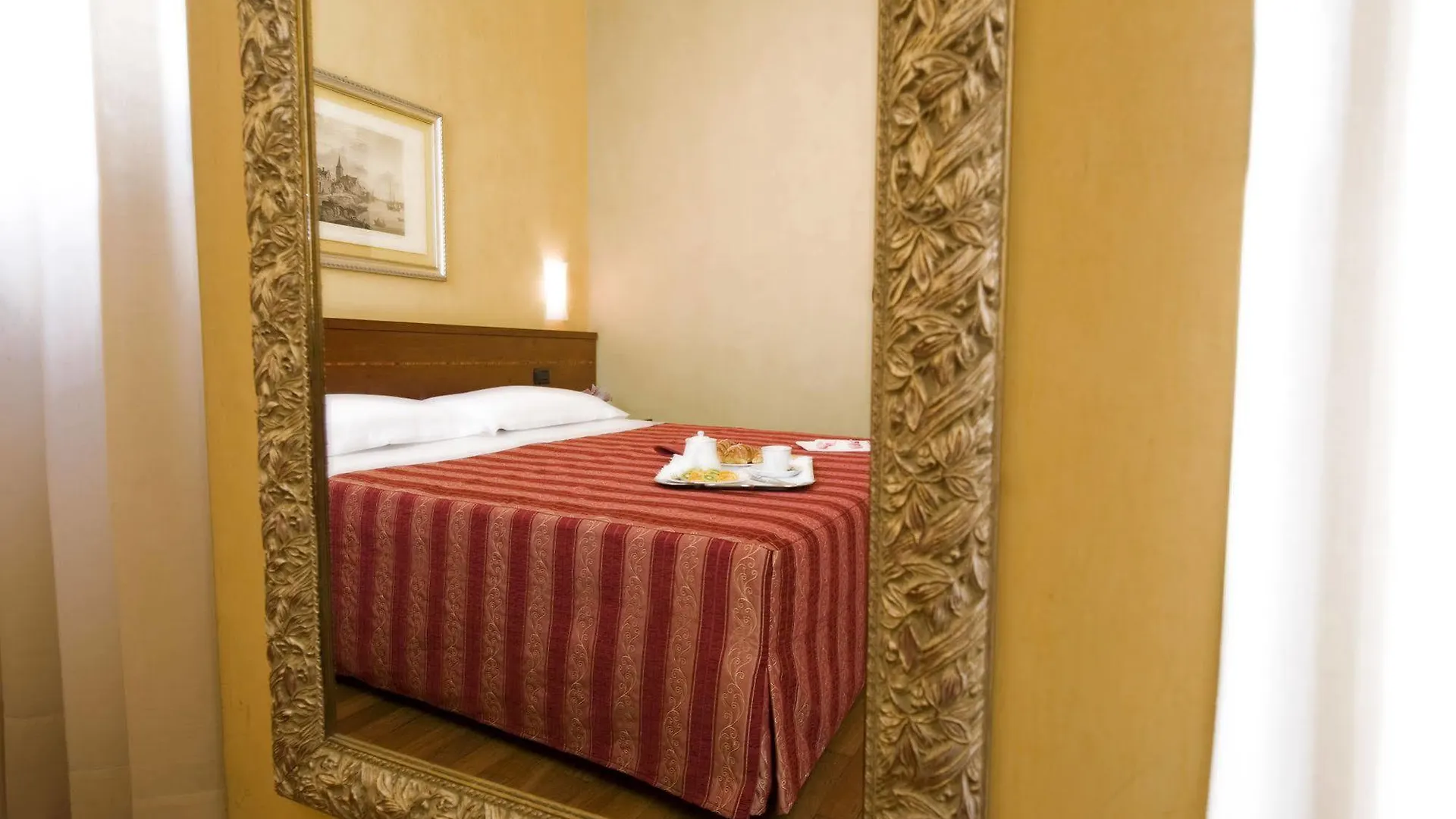 Hotel Fenice Милан