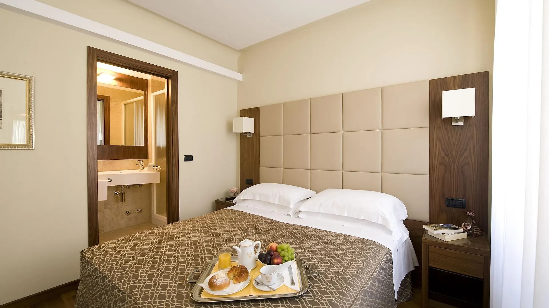 מילאנו Hotel Fenice